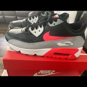 Nike Air Max 90 LTG (GS) 5.5y